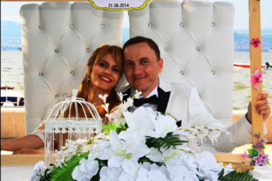 Seymen Sahil Cafe Restoran Manzaralı Oturma Alanı